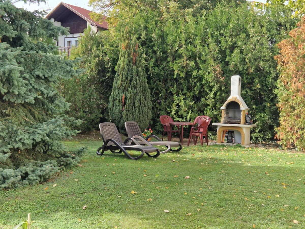 Balaton Panzio Fuered Bed & Breakfast Balatonfured Ngoại thất bức ảnh